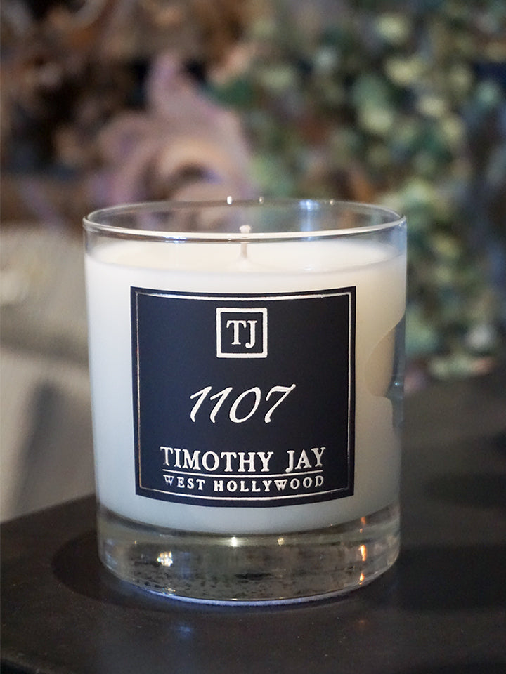 1107 scented candle based on Norman Norell Fragrance